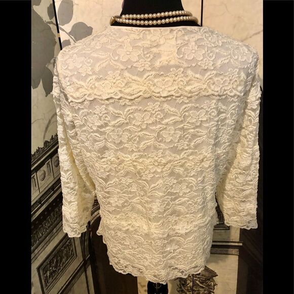 Beautiful lace top by Coldwater Creek - Picture 2 of 2